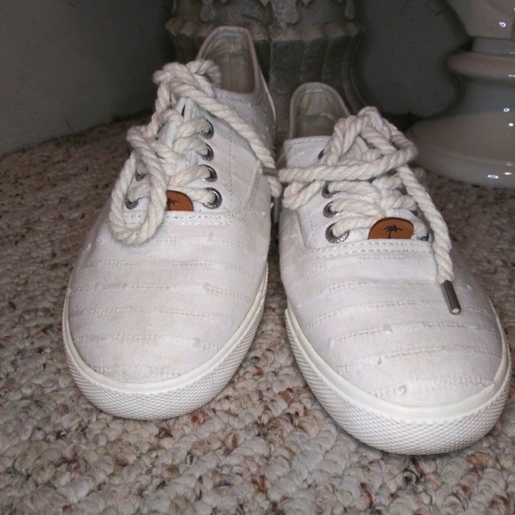 Margaritaville Dream Catcher White Slub Canvas Memory Foam Insole Sneakers - Picture 3 of 9